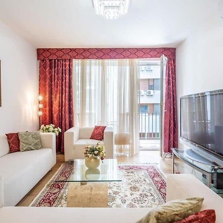 Homey Apartment With Ac And Balcony Budapest Esterno foto
