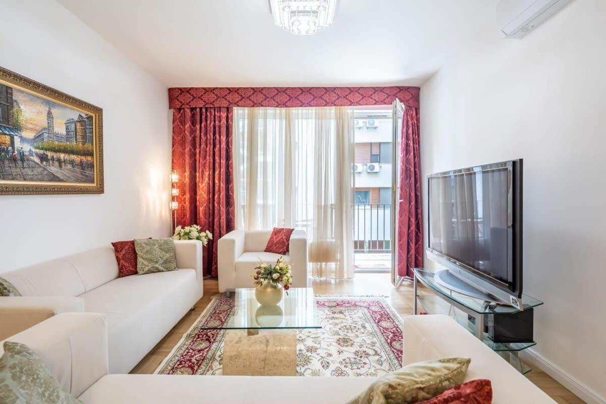 Homey Apartment With Ac And Balcony Budapest Esterno foto